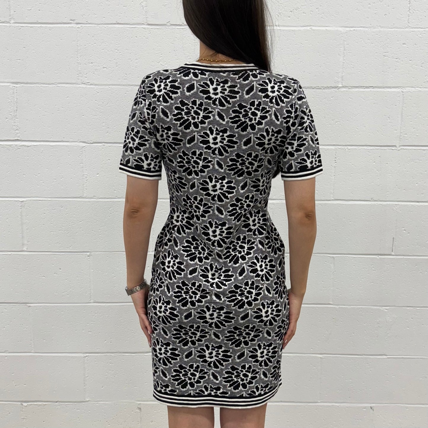 Knit Dress Short Sleeve V5855