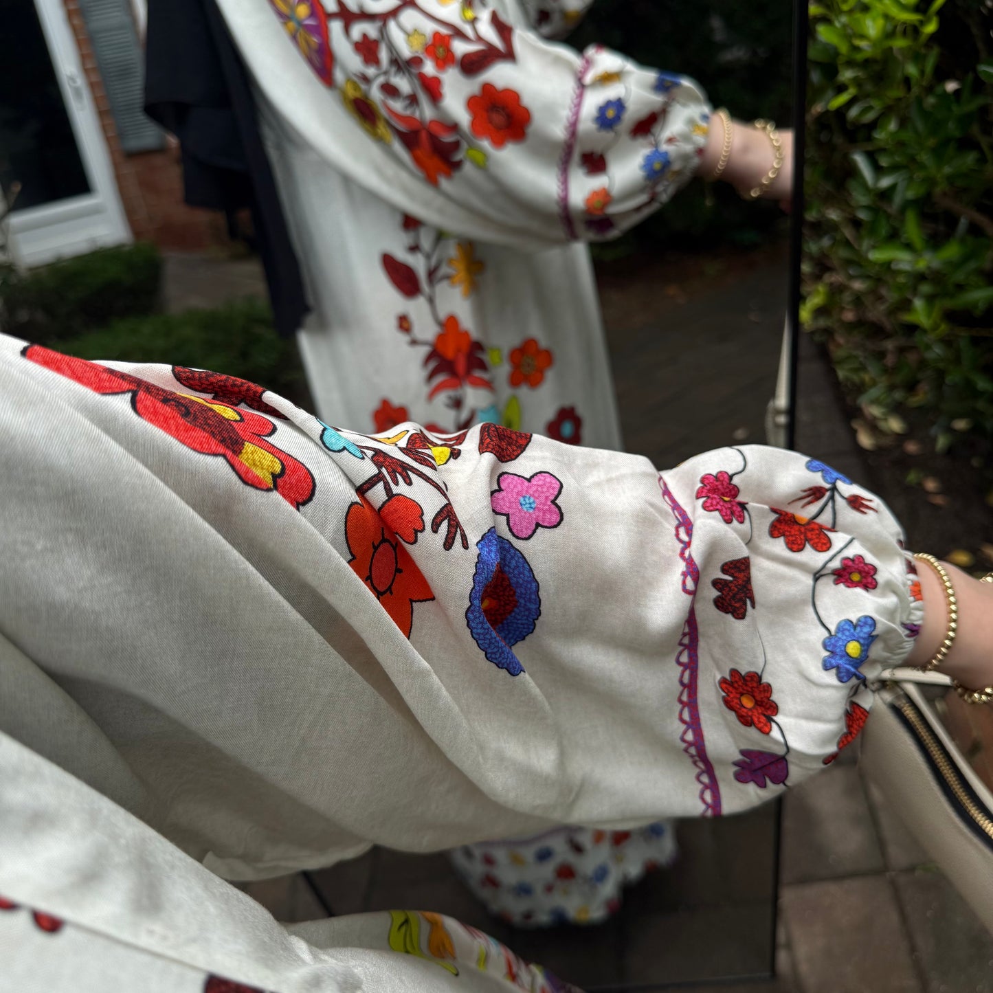 Pattern No: 09 Folk Garden