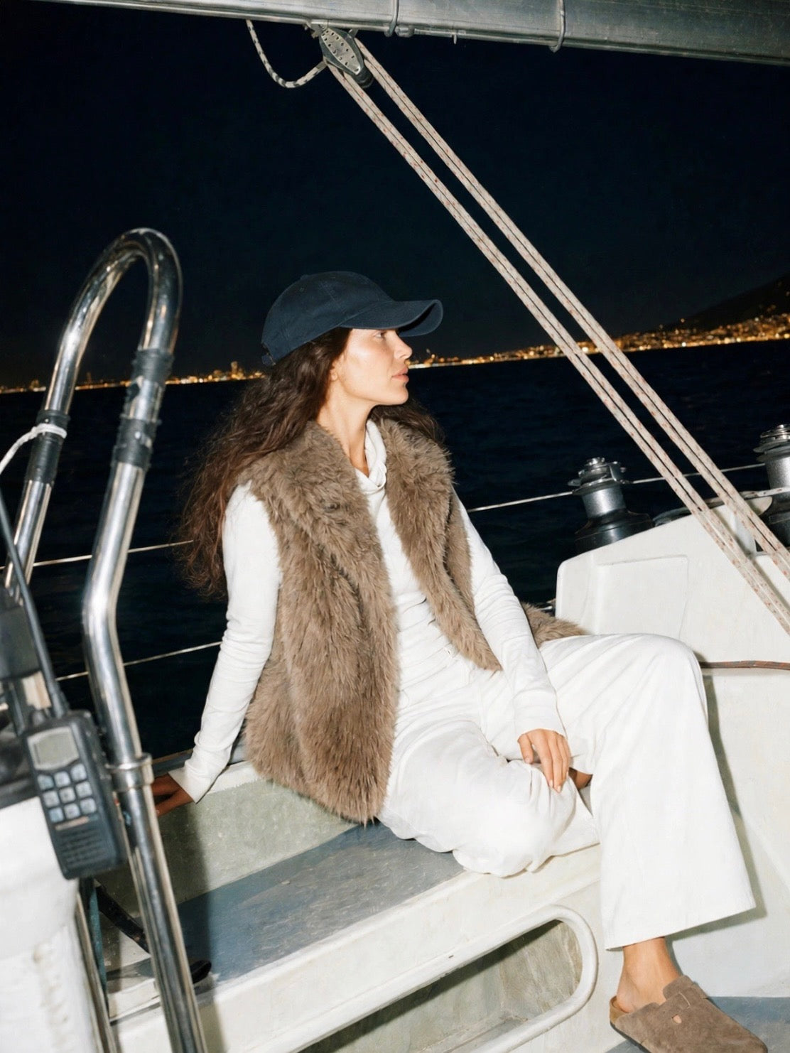 Y982 Fur Vest