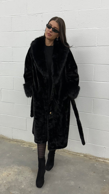 Long Fur Coat V959