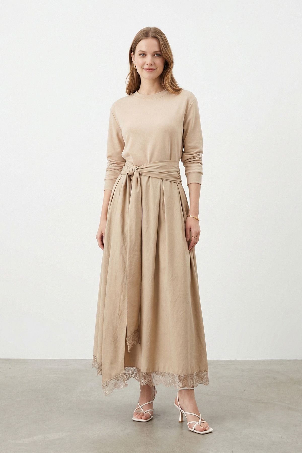 Women's Lace Detailed Maxi Modest Dress