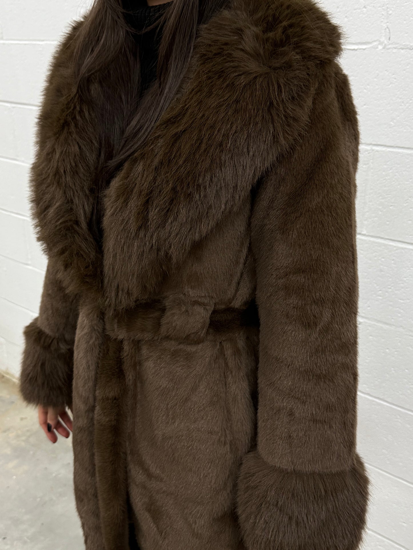 Long Fur Coat V959