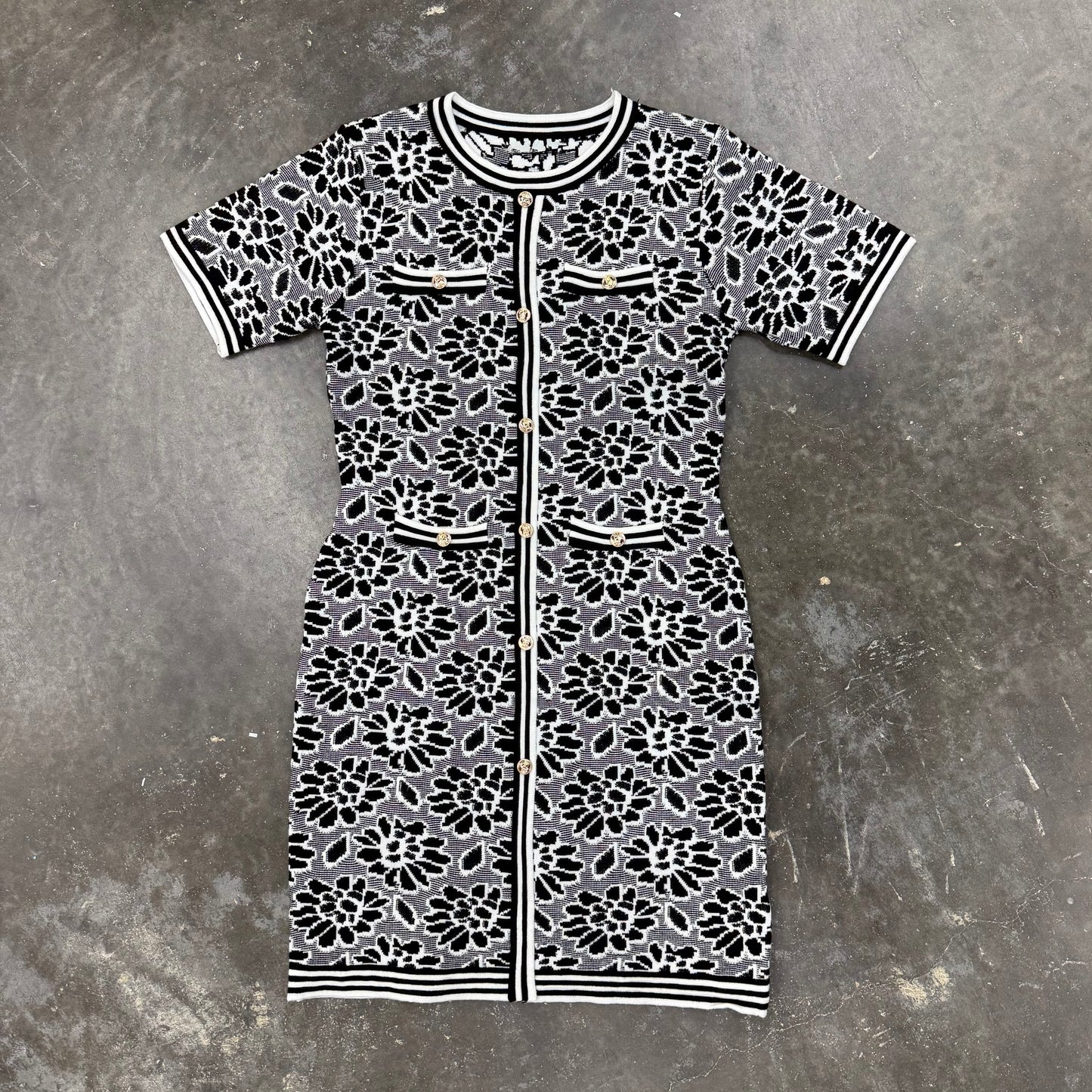 Knit Dress Short Sleeve V5855