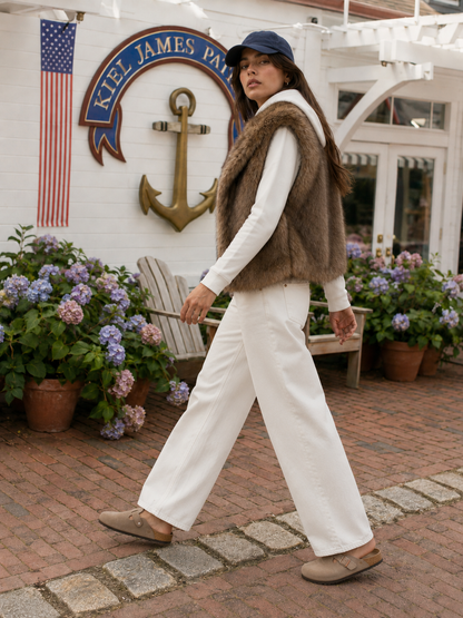 Y982 Fur Vest