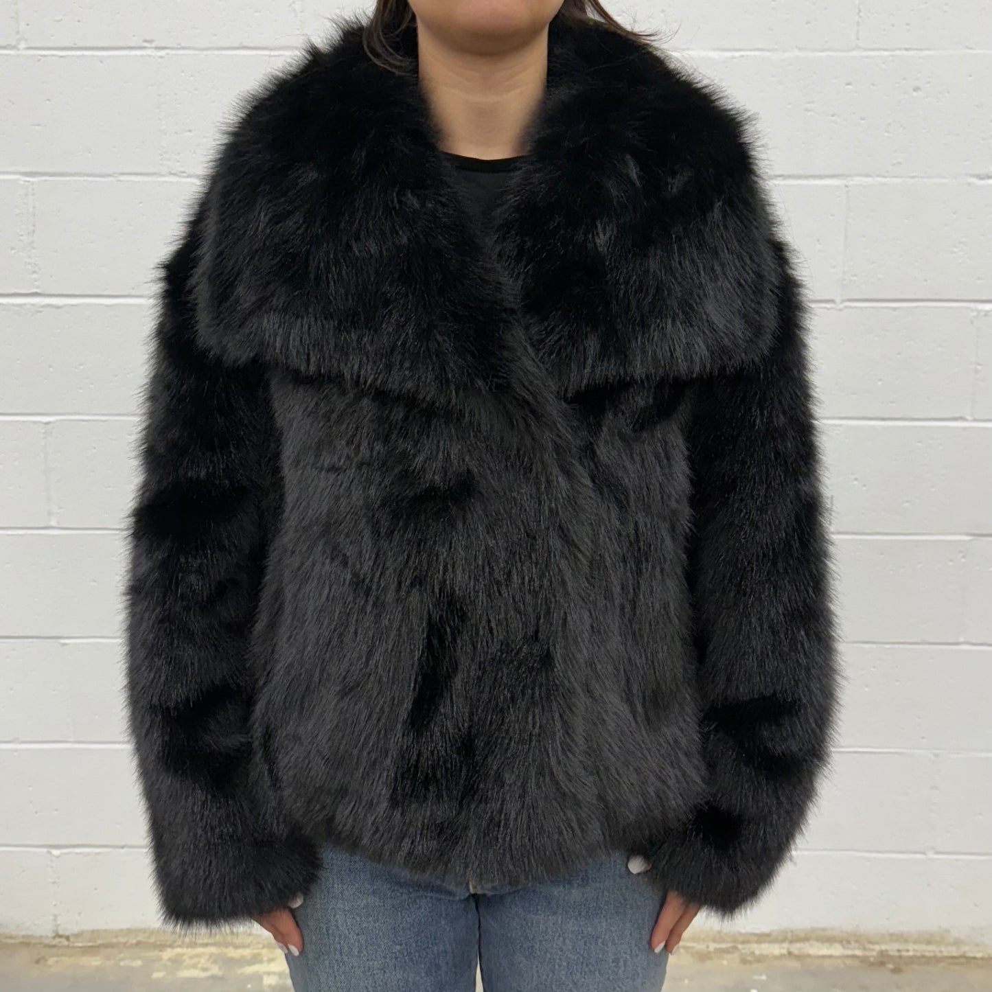 V979 Fur Coat