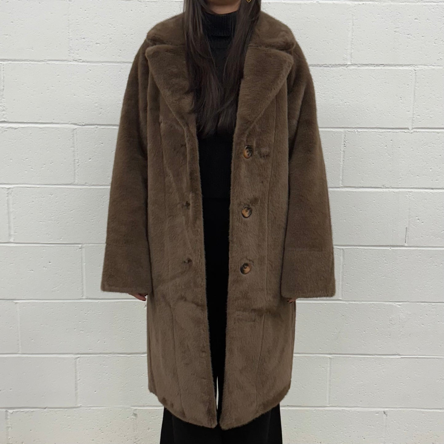 Long Fur Coat V965