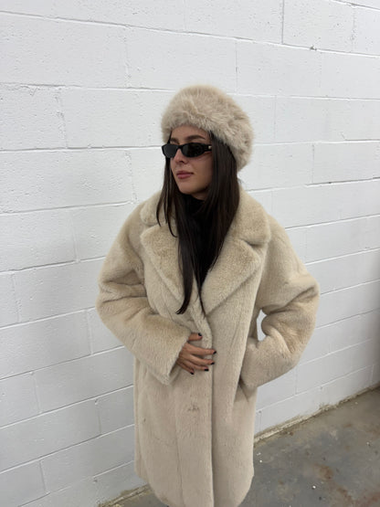 Long Fur Coat V965