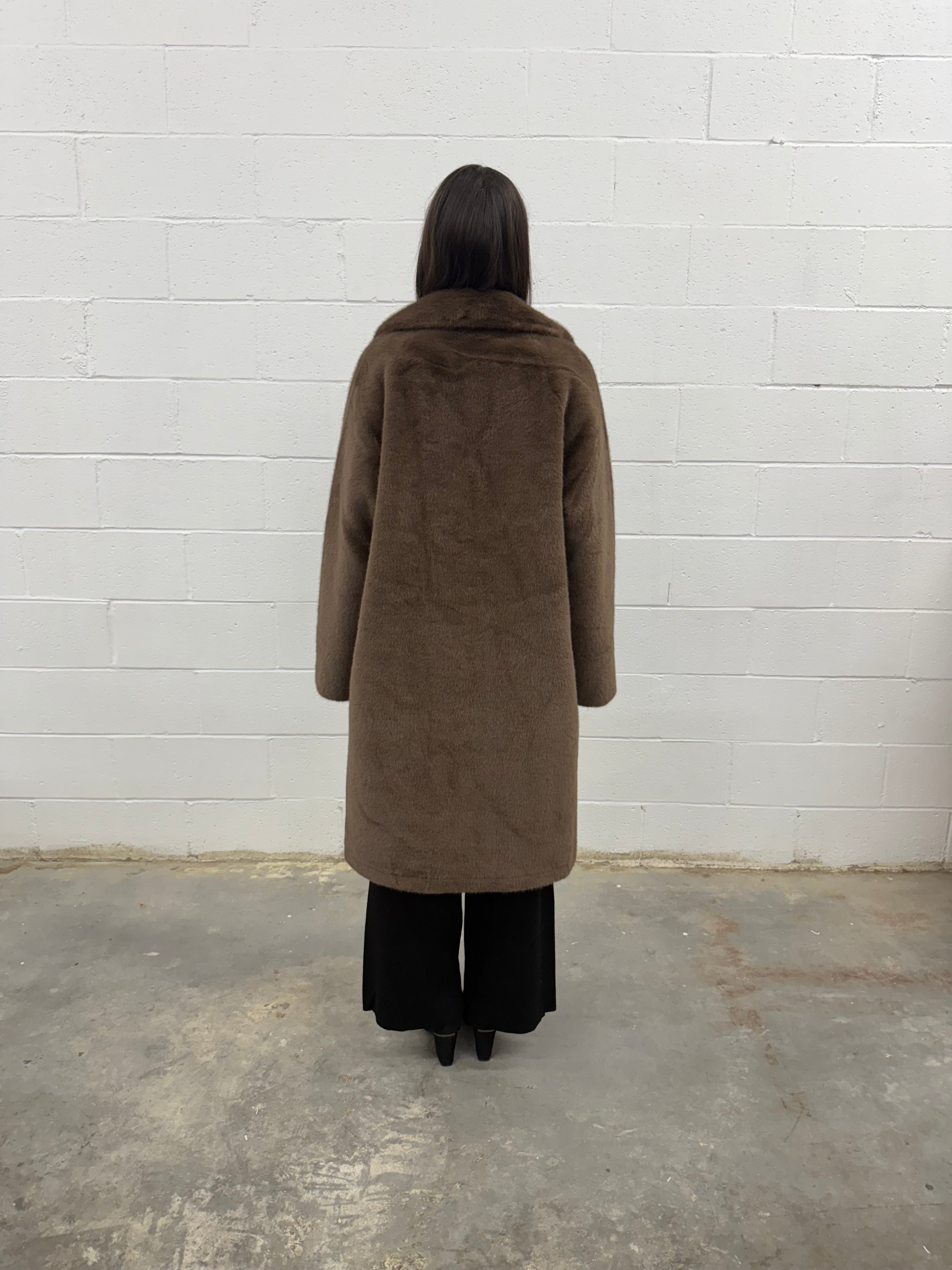 Long Fur Coat V965 – VAV NEW YORK