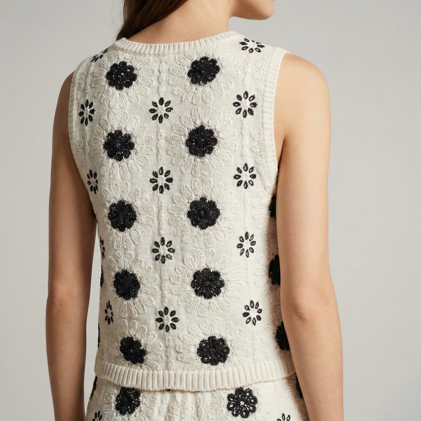 Floral Embroidered Cotton Vest Set V166