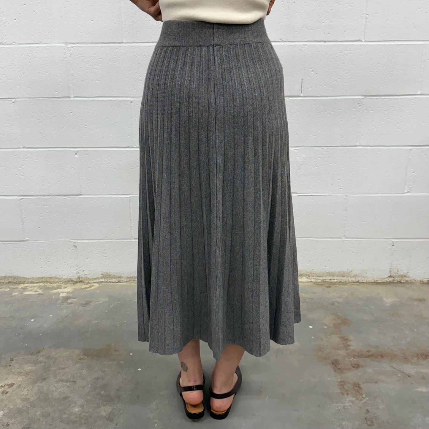 Women's Knit Midi Skirt Pleated Modest Skirt - One Size