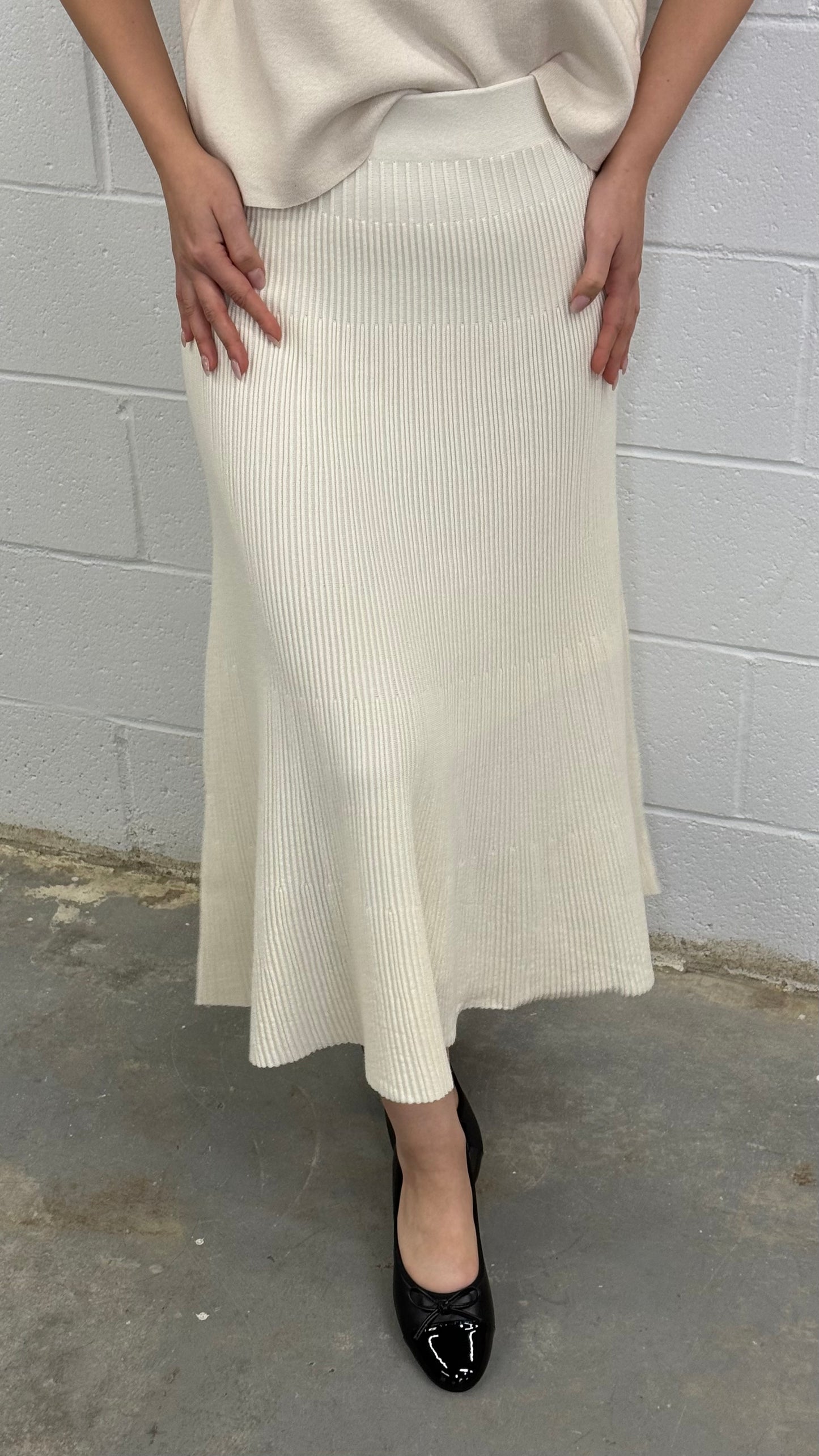 Women's Knit Midi Skirt - One Size
