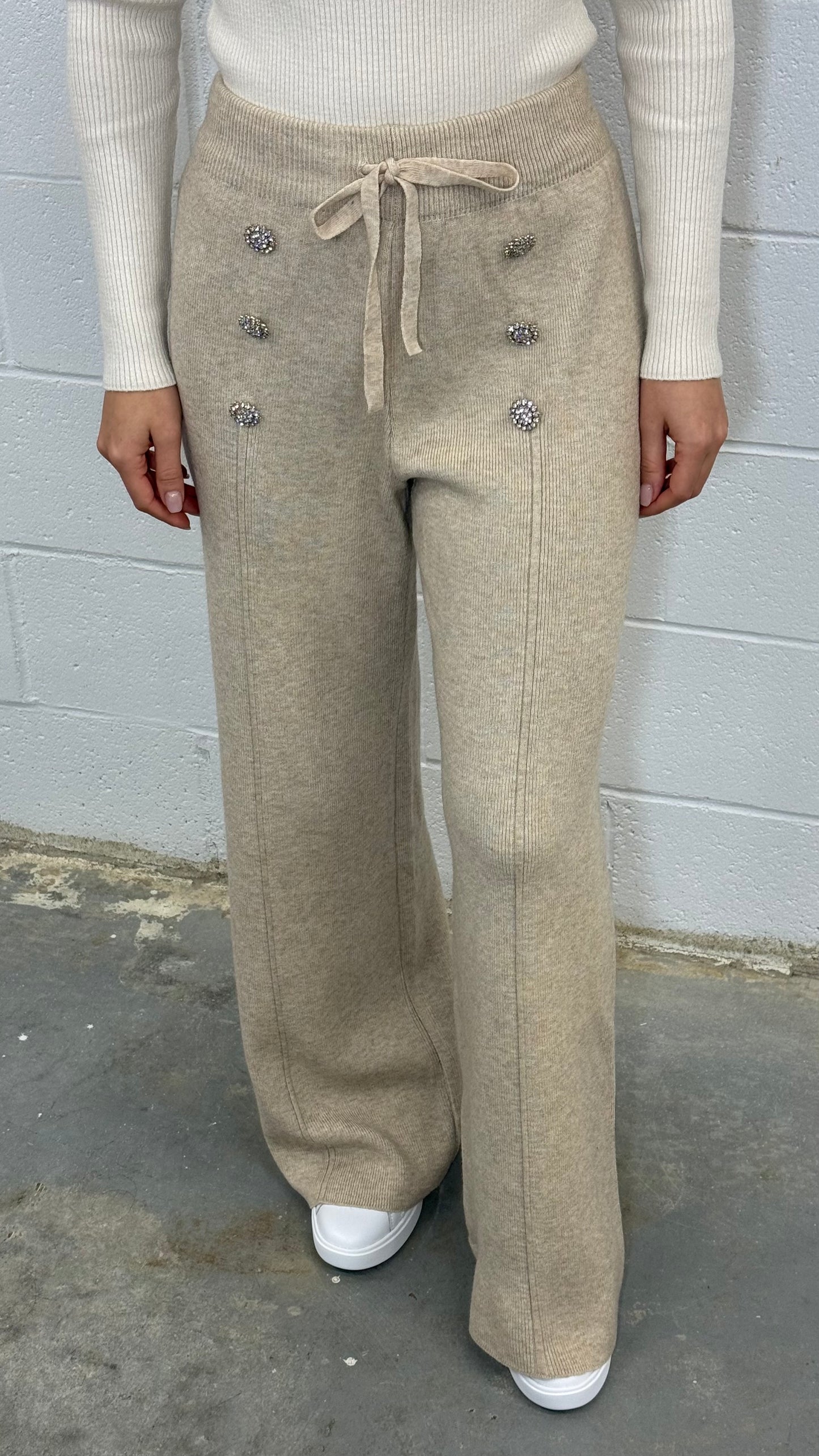 Crystal Touch Knit Pant V4685