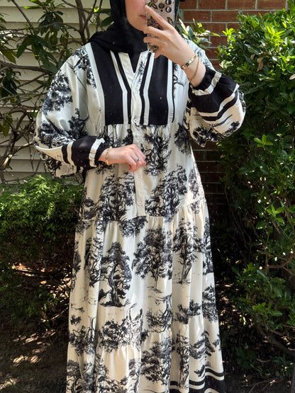 Pattern No:24 Noir Toile Elegance