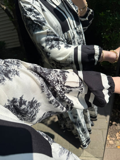 Pattern No:24 Noir Toile Elegance