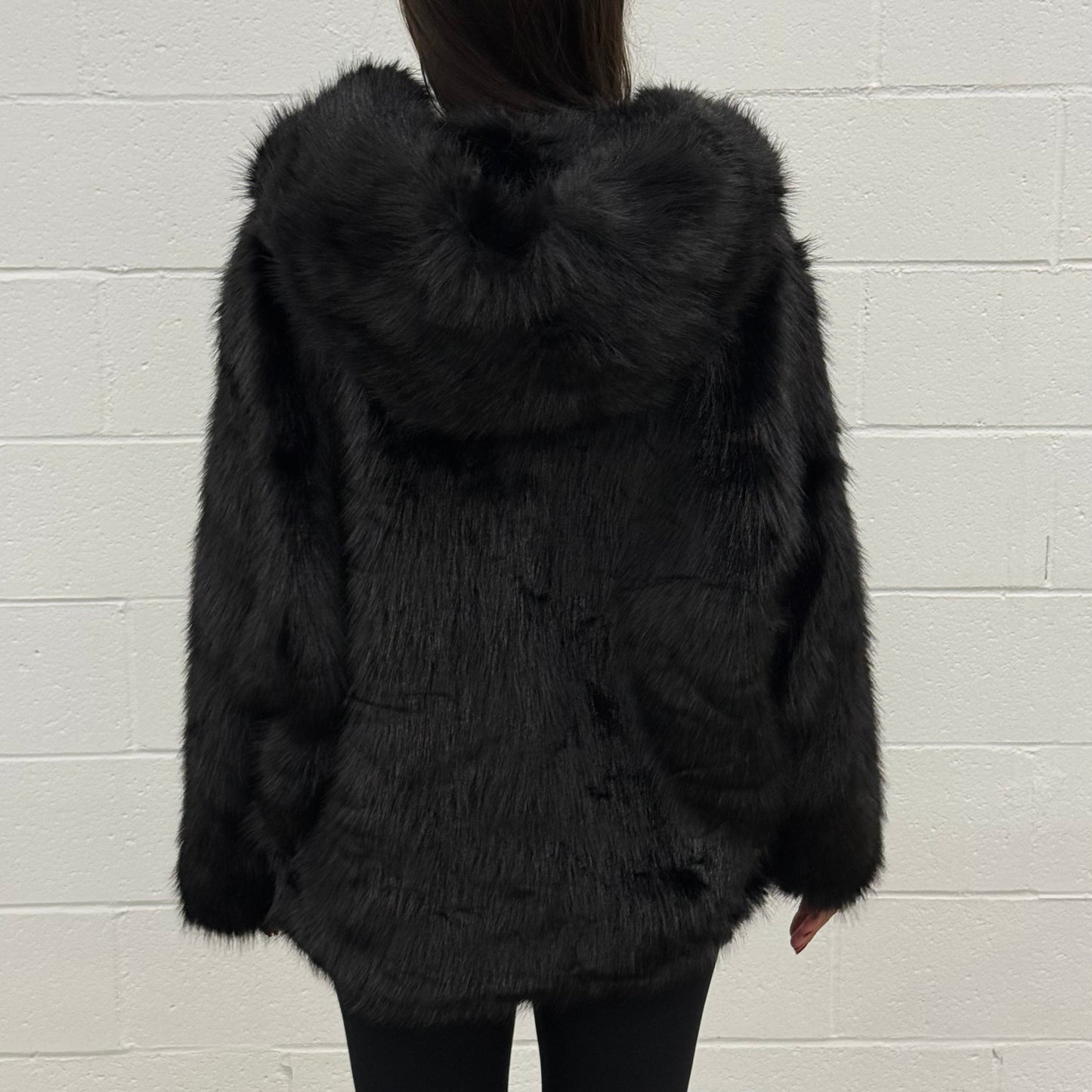 V985 Hooded Fur Coat
