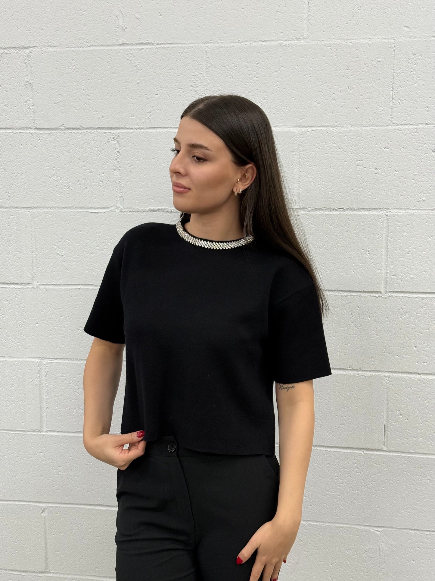 Diamond Neck Knit Blouse V4367