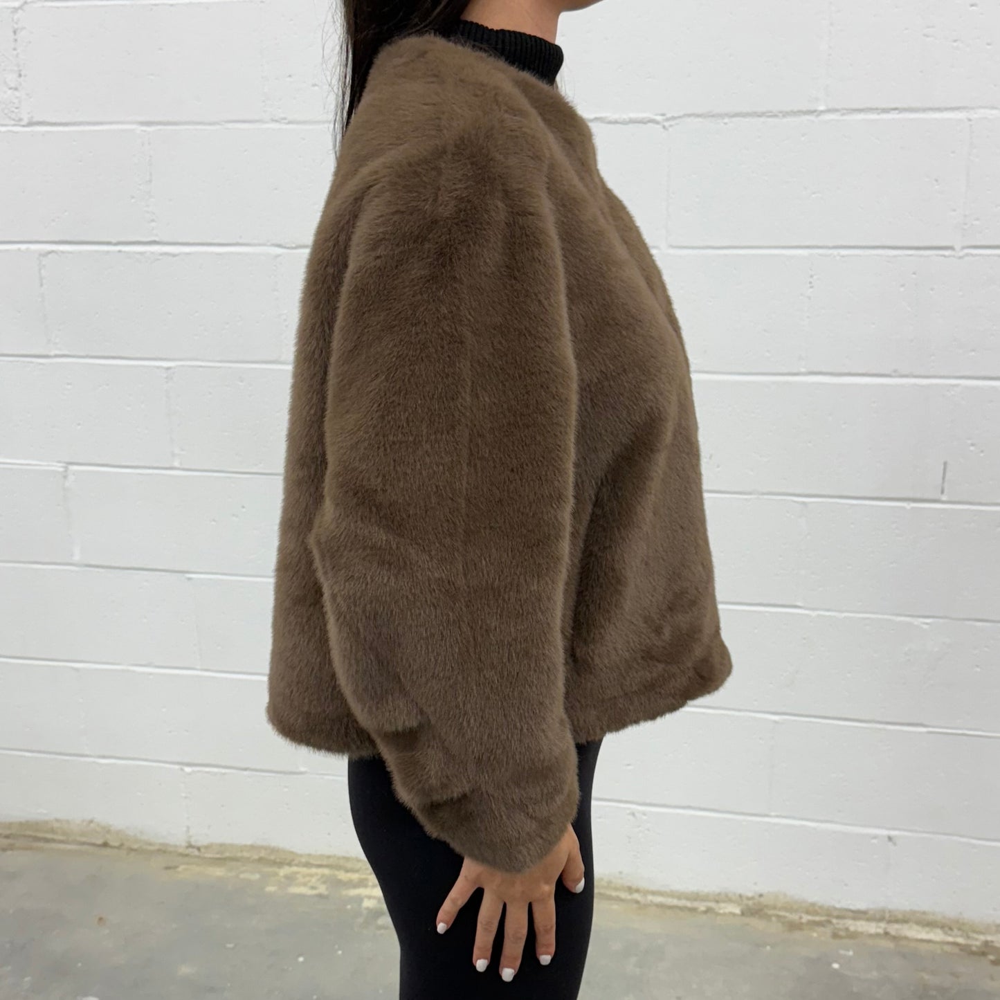 V987 Fur Coat
