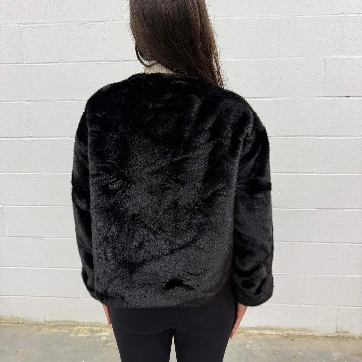 V987 Fur Coat
