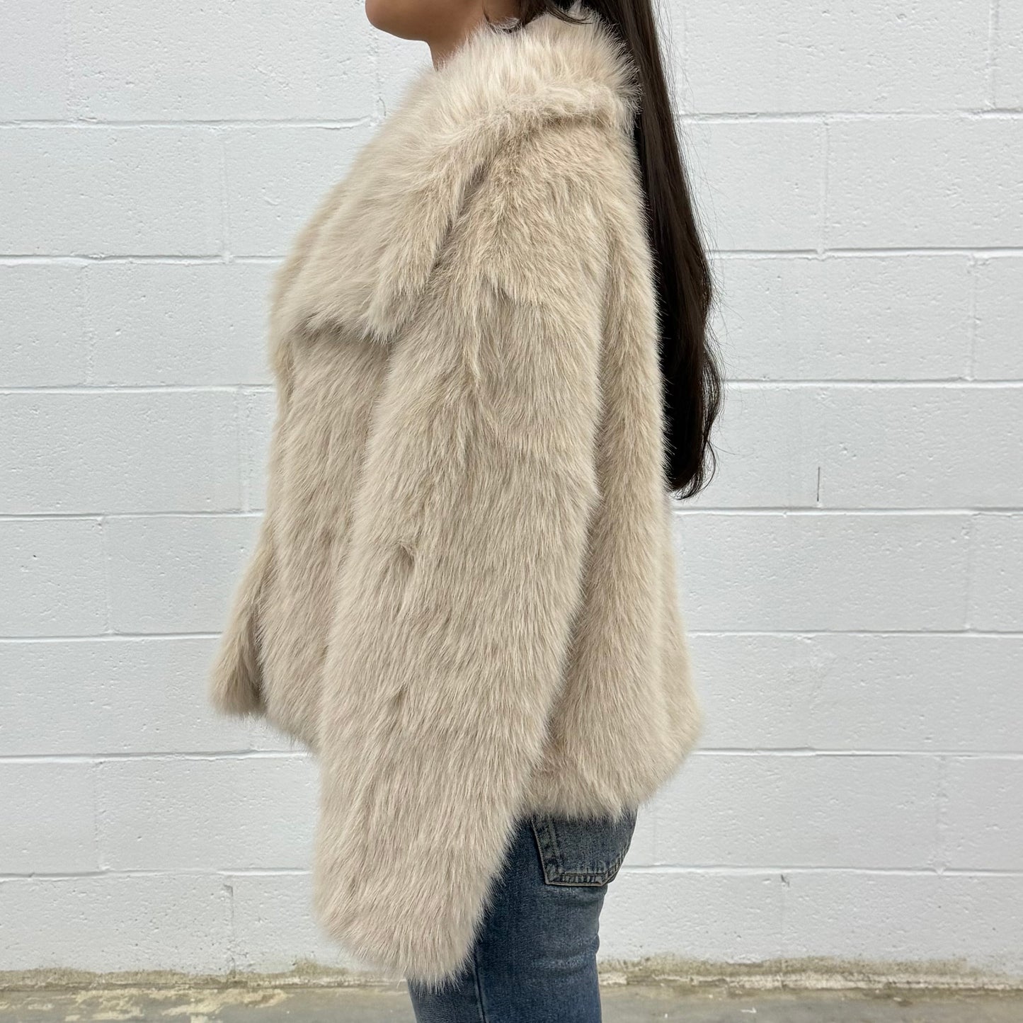 V979 Fur Coat