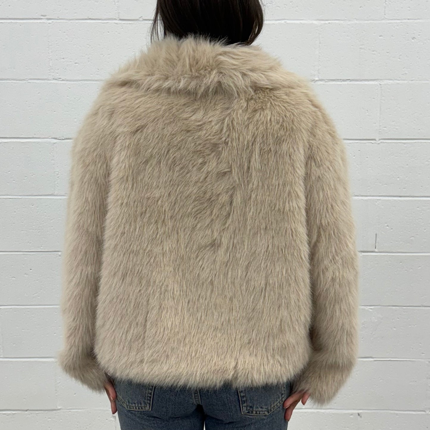 V979 Fur Coat